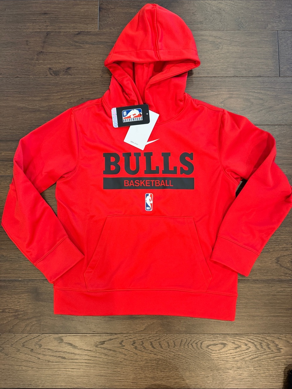 NBA Red Chicago Bulls Youth Hoodie Size Small / 8 NWT - C56-008